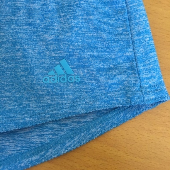 Adidas Heathered Blue Tank with Blue & Green Strap - Picture 4 of 4
